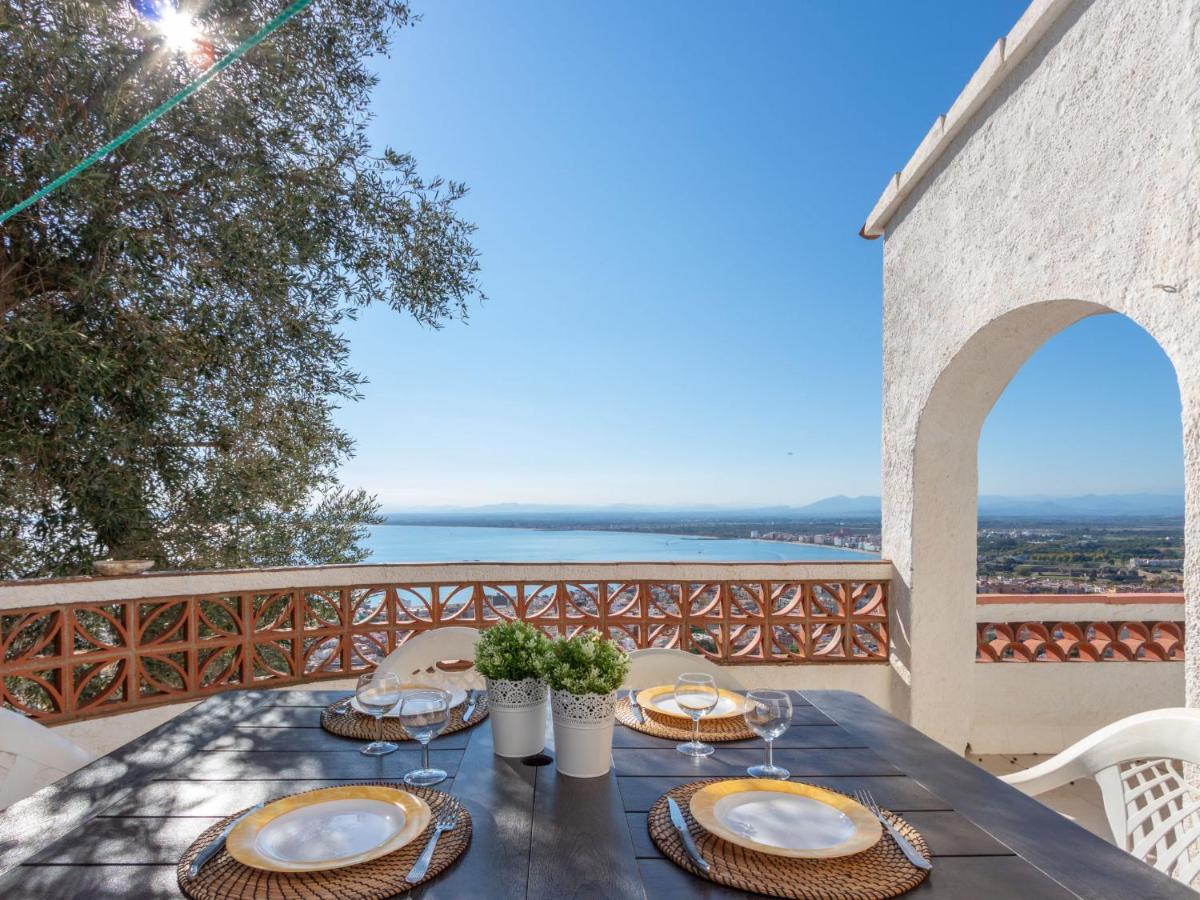 Holiday Home Villa Cecilia By Interhome Roses Exterior photo